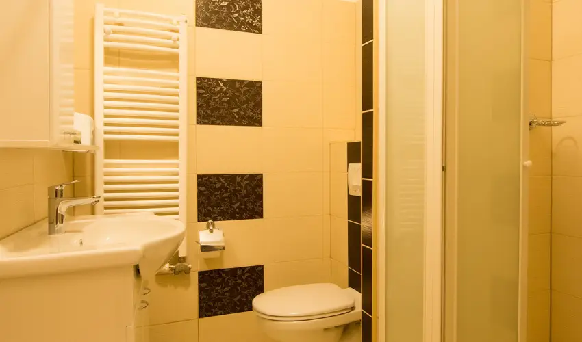 Apartman Hotel Bk, Bkfrd