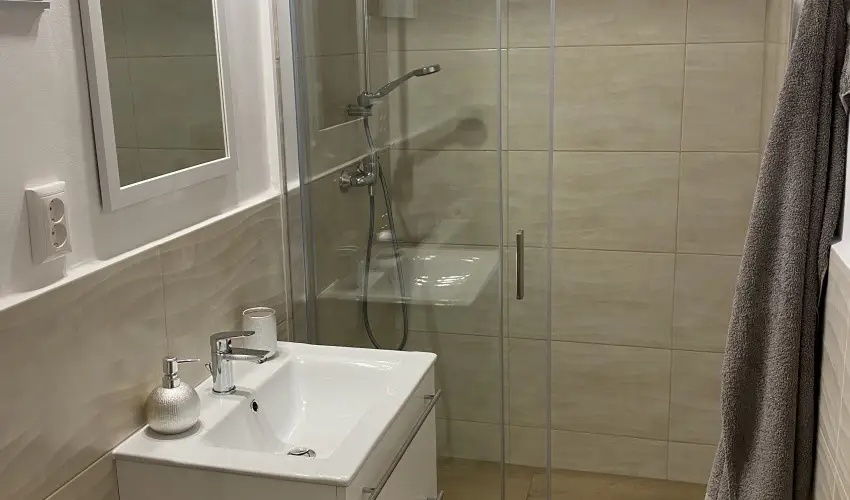 Apartman Szanyi Bk, Bkfrd