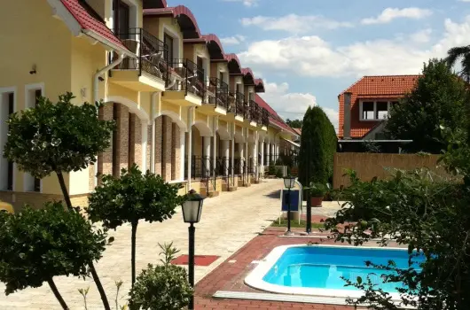 Bajor Panzi� Aparthotel, B�k, B�kf�rd�, S�rv�r - 19 km