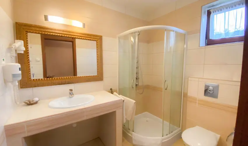 Bajor Panzi Aparthotel Bk, Bkfrd