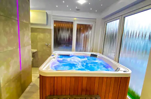 Bajor Panzi� Aparthotel, B�k, B�kf�rd�, S�rv�r - 19 km