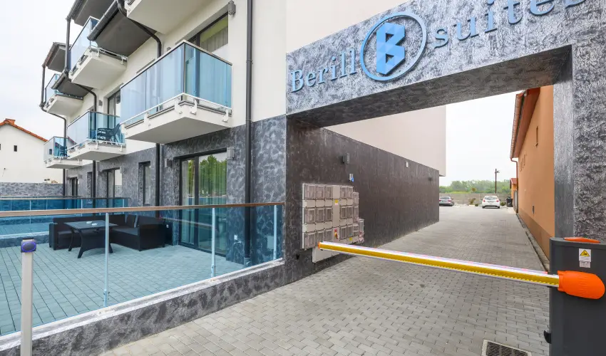Berill Suites Srvr