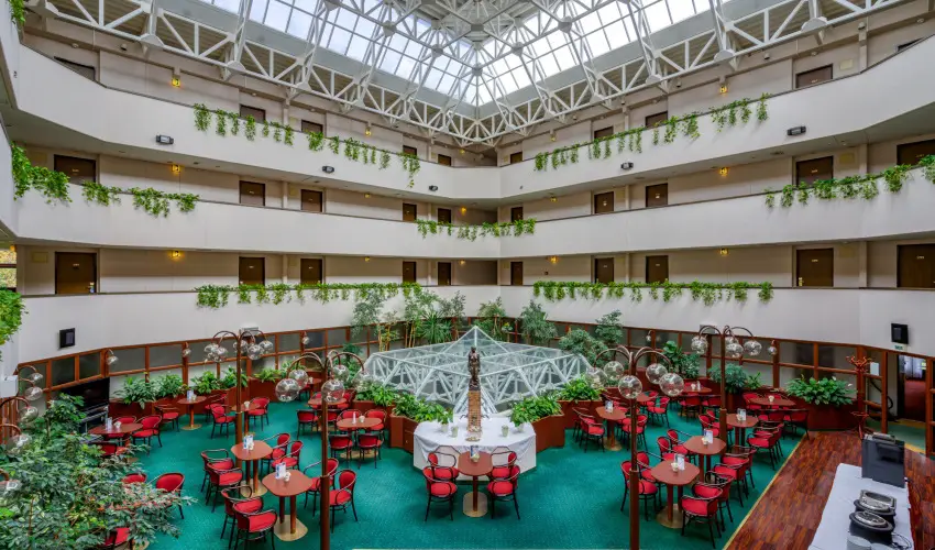 Ensana Thermal Srvr Srvr