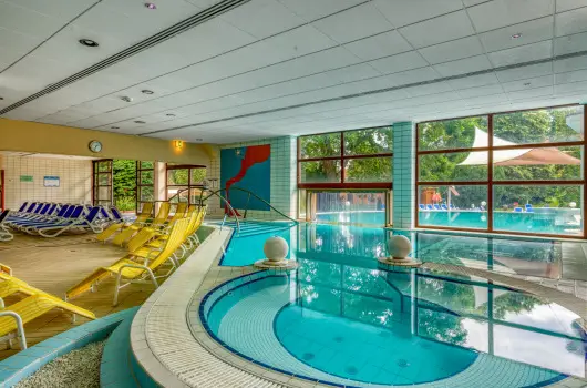 Ensana Thermal S�rv�r, S�rv�r