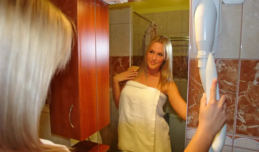 HoldLux Apartmanok Srvr