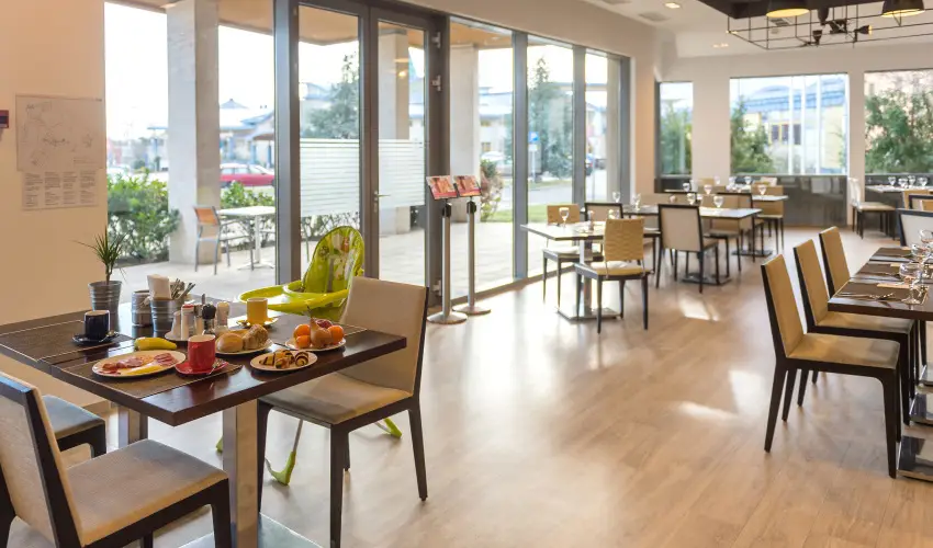 Park Inn by Radisson Srvr Resort & Spa Srvr