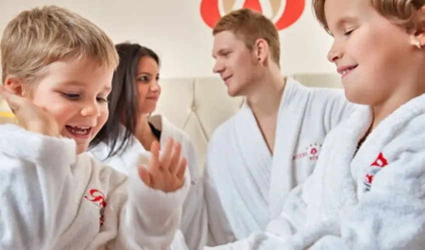 Hotel Piroska Bk, Bkfrd