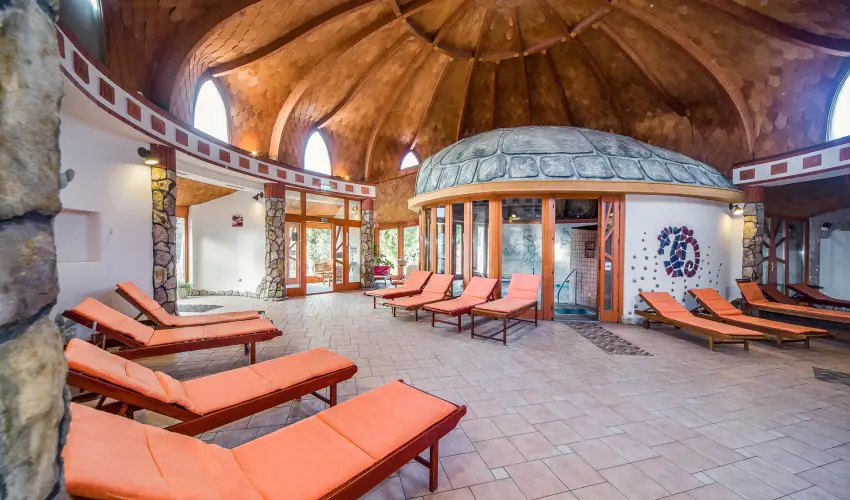 Hotel Piroska Bk, Bkfrd