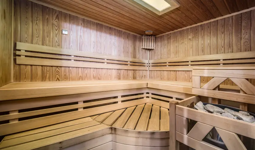 Hotel Piroska Bk, Bkfrd