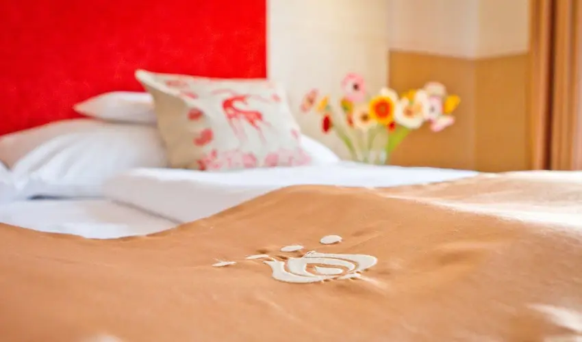 Hotel Piroska Bk, Bkfrd