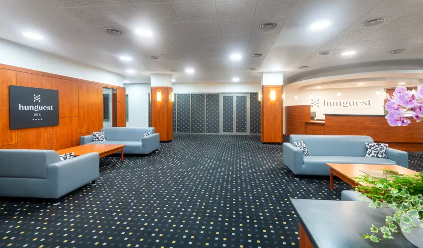 Hunguest Bk Bk, Bkfrd