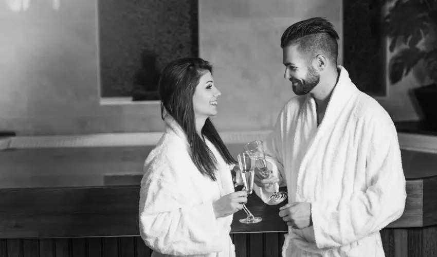 Hotel Vikt�ria S�rv�r