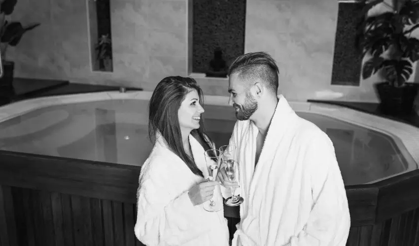 Hotel Vikt�ria S�rv�r