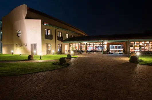 Vulk�n Wellness Hotel �s Kemping, Celld�m�lk, S�rv�r - 18 km