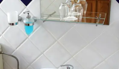 K�szeghegyalja Vend�gh�z Horv�tzsid�ny