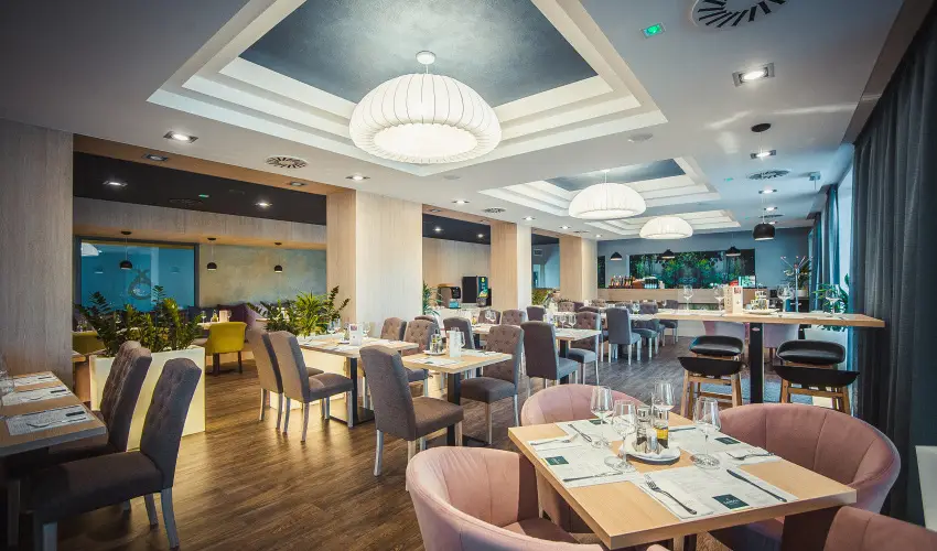 Onyx Luxury Srvr Srvr