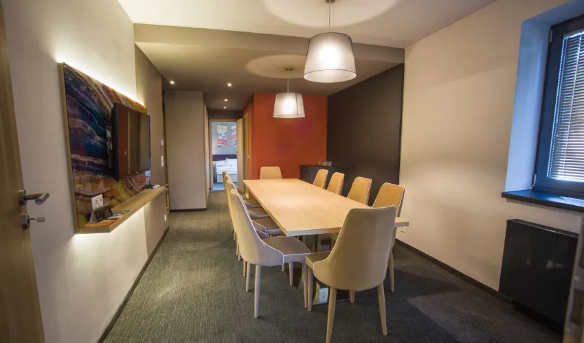 Onyx Luxury Srvr Srvr