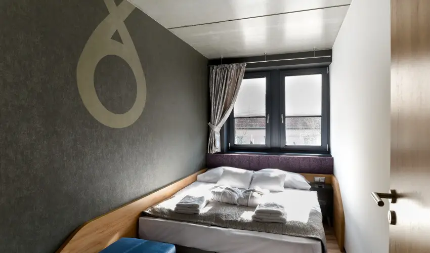 Onyx Luxury Srvr Srvr